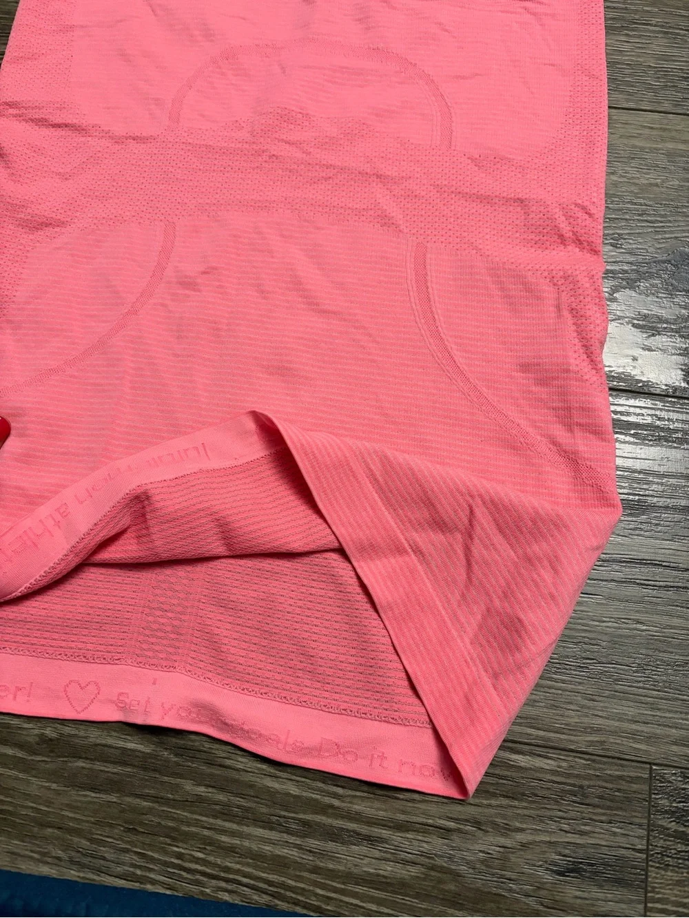 Lululemon Swiftly Tech Racerback Tank Top *Hip Length (Lush Coral) Size 4